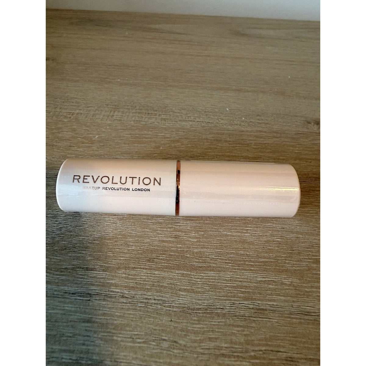 Makeup Revolution Foundation Stick F3 Full Coverage Cream New Sealed