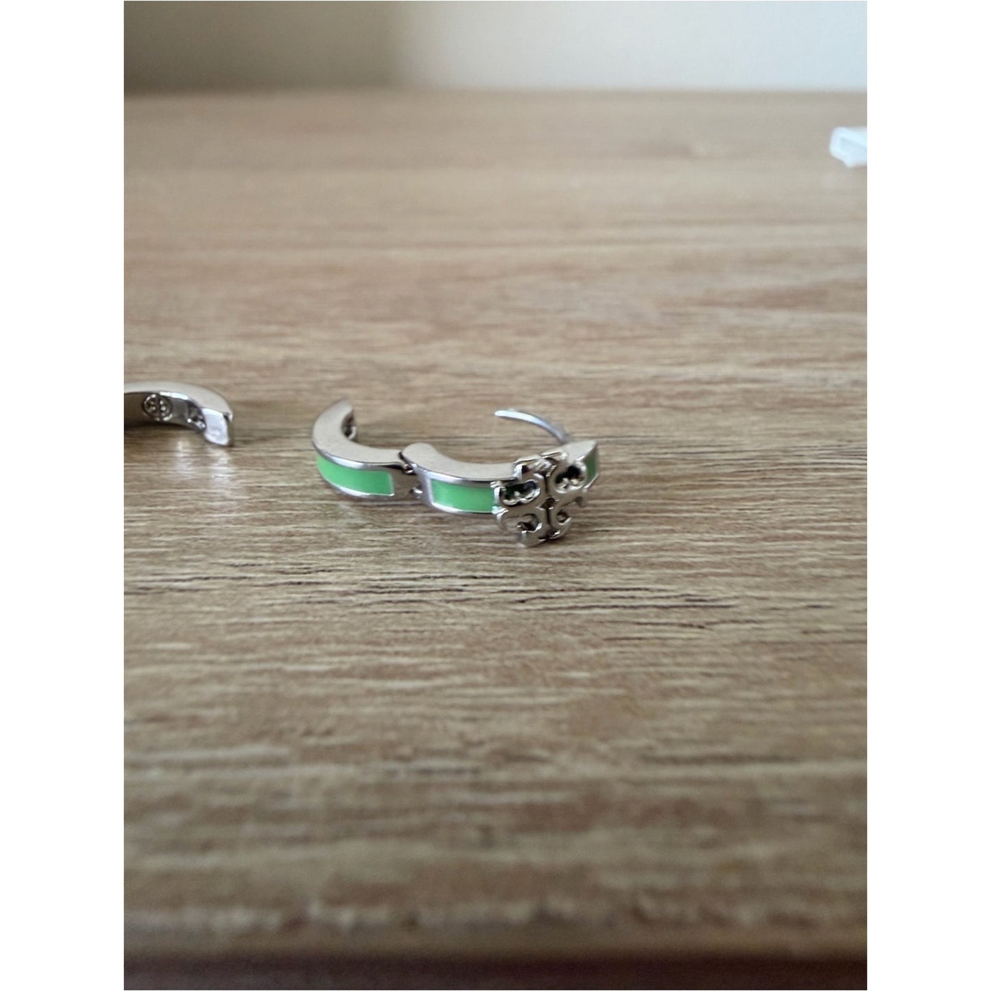 Tory Burch Kira Silver Tone Green Enamel Logo Huggie Hoop Earrings