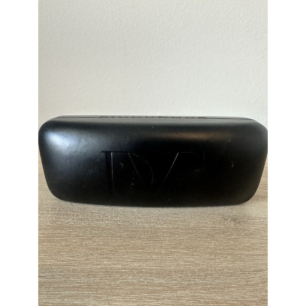 DVF Diane Von Furstenberg Sunglasses Case Black Pink Interior Hard Case