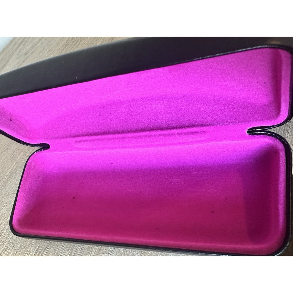 DVF Diane Von Furstenberg Sunglasses Case Black Pink Interior Hard Case