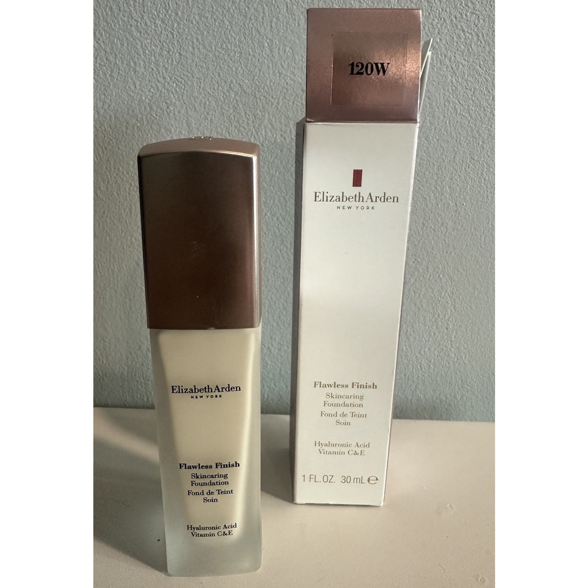 Elizabeth Arden Flawless Finish Foundation 120W 1oz New In Box
