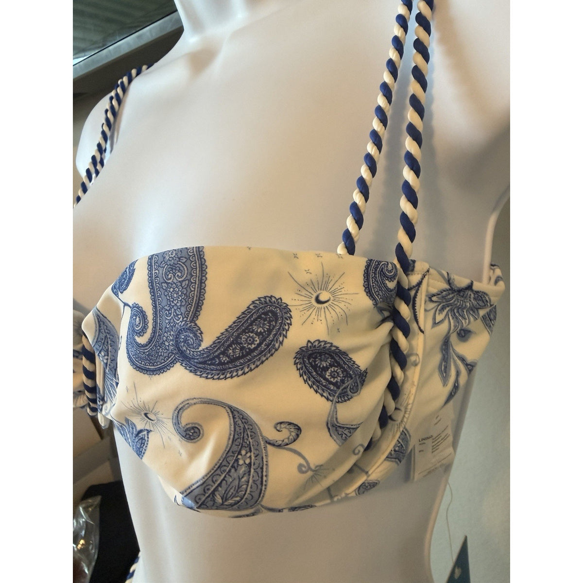 Cupshe Bikini Set M Blue White Paisley Underwire Rope Strap Swimsuit NWT