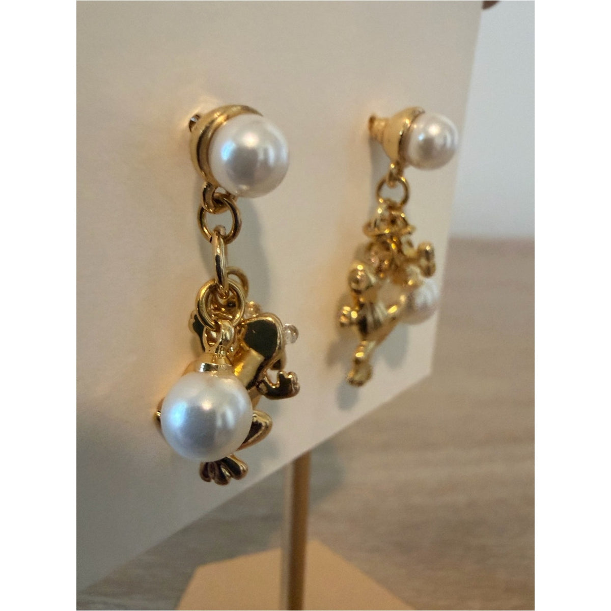 New Tory Burch Gold Frog Charm Pearl Drop Earrings