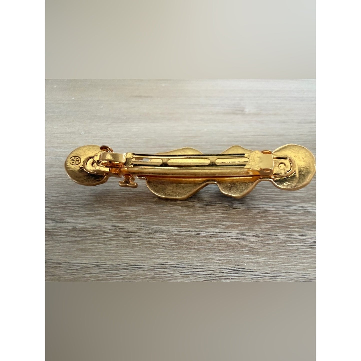 Tory Burch Black Enamel Gold Tone Hair Barrette Logo Hair Clip