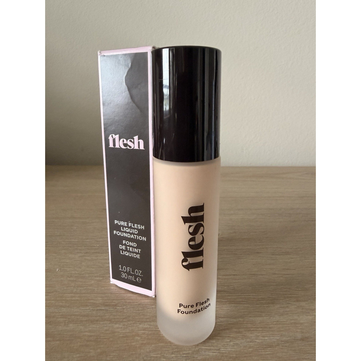 Flesh Pure Flesh Liquid Foundation 04 Sugar Warm Peach 1oz New Open Box