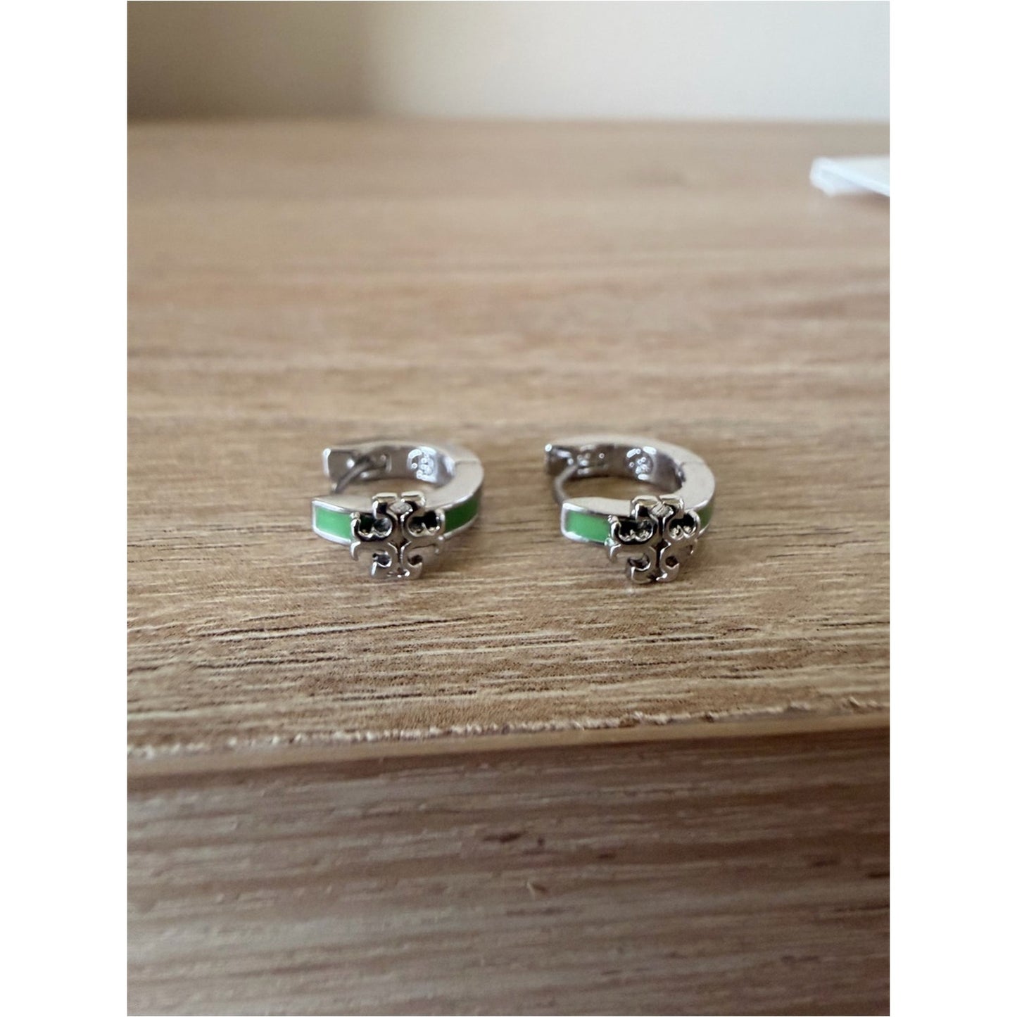 Tory Burch Kira Silver Tone Green Enamel Logo Huggie Hoop Earrings