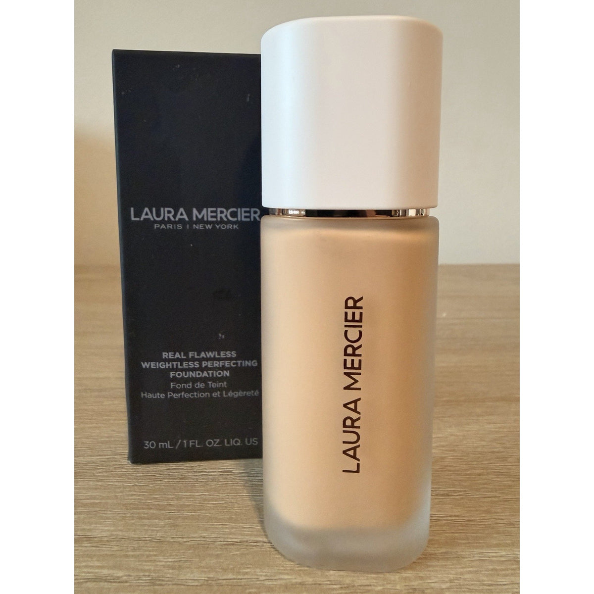 Laura Mercier Real Flawless Weightless Perfecting Foundation 3W0 Sandstone 1oz