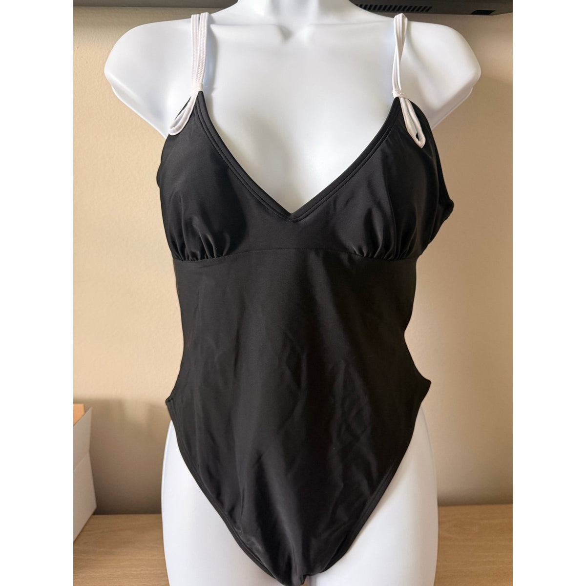 Cupshe Black Ruched Open Back One Piece Swimsuit Medium NWT