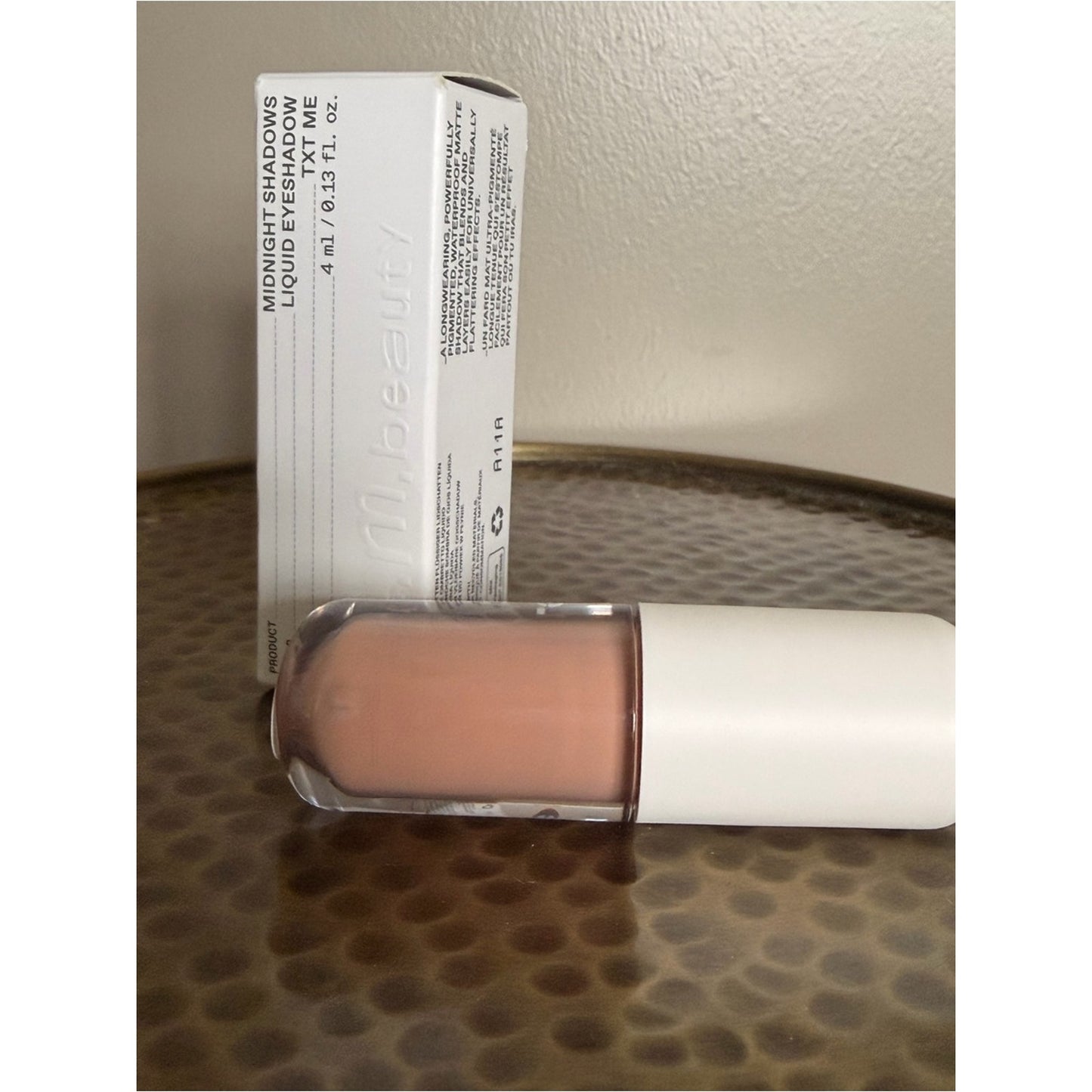 R.E.M. Beauty Midnight Shadows Liquid Eyeshadow TXT ME 0.13 oz 4ml New In Box