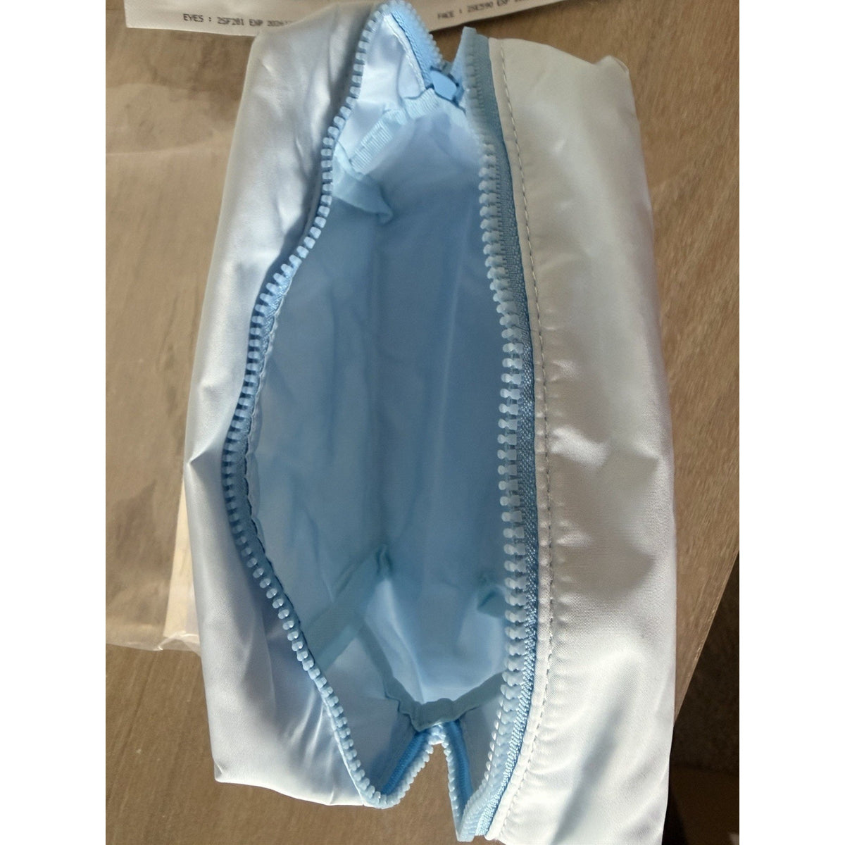 I Dew Care Hot As Sheet Face Eye Mask & Blue Cosmetic Bag Set New