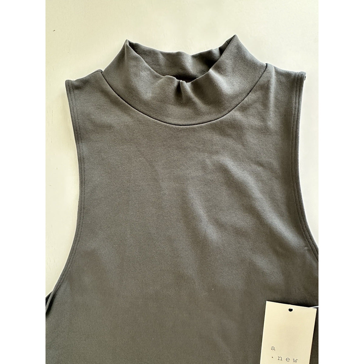 A New Day Women’s Gray Sleeveless Bodysuit XS & S New With Tags