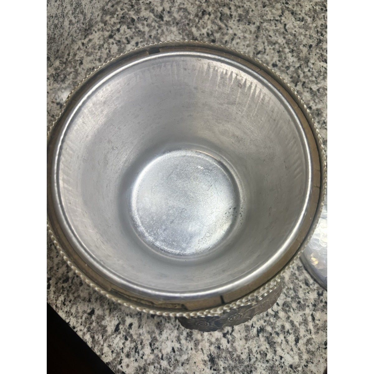 Vintage Continental Silver Co 1034 Hammered Aluminum Ice Bucket w/ Lid & Handles